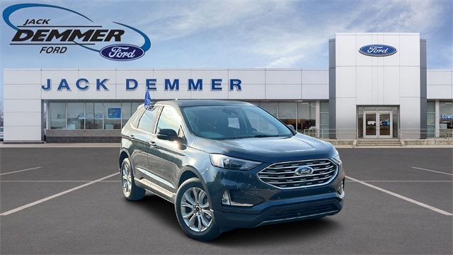 2024 Ford Edge Titanium's photo