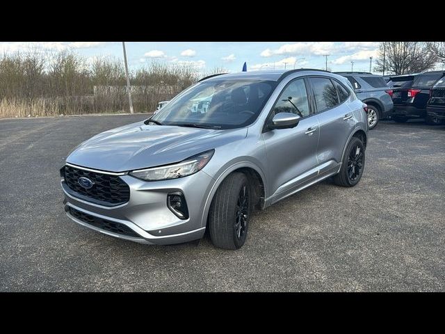 2023 Ford Escape ST-Line Elite - Photo 7
