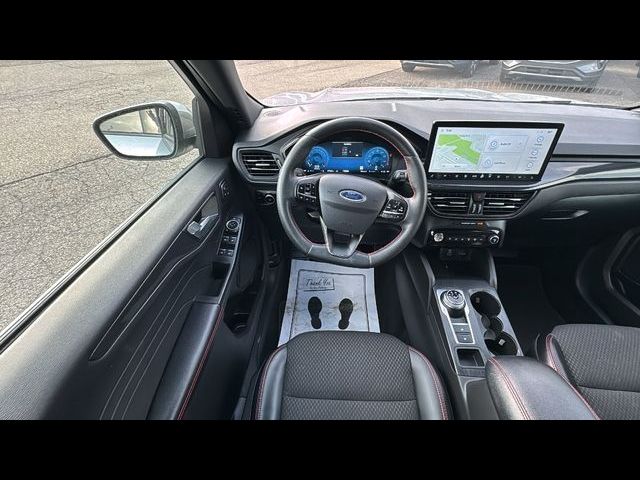 2023 Ford Escape ST-Line Elite - Photo 13