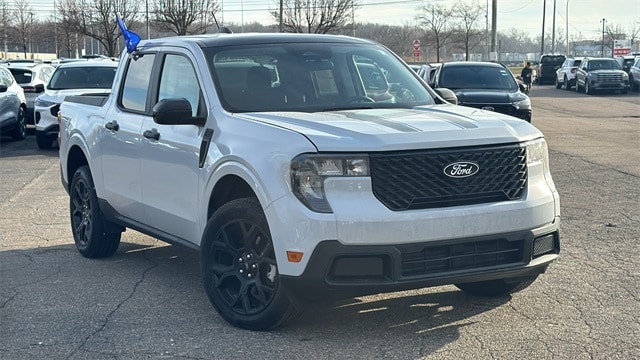 2025 Ford Maverick XLT's photo