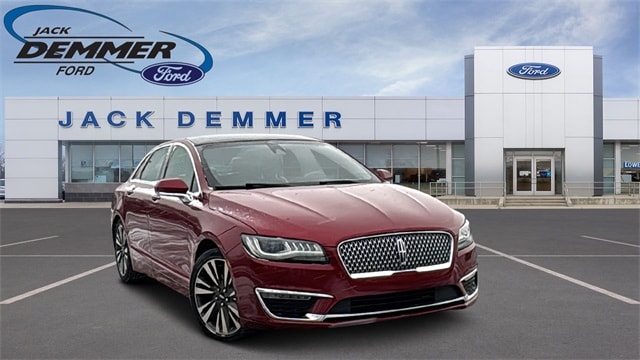 2017 Lincoln MKZ Reserve's photo