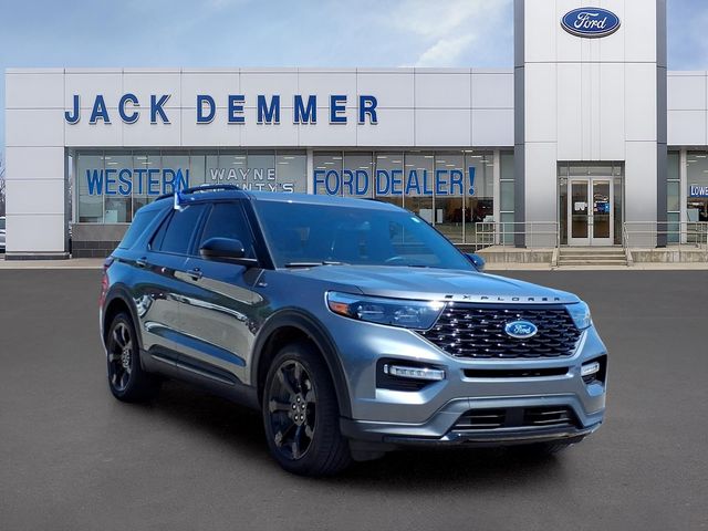 2024 Ford Explorer ST-LINE 4WD's photo