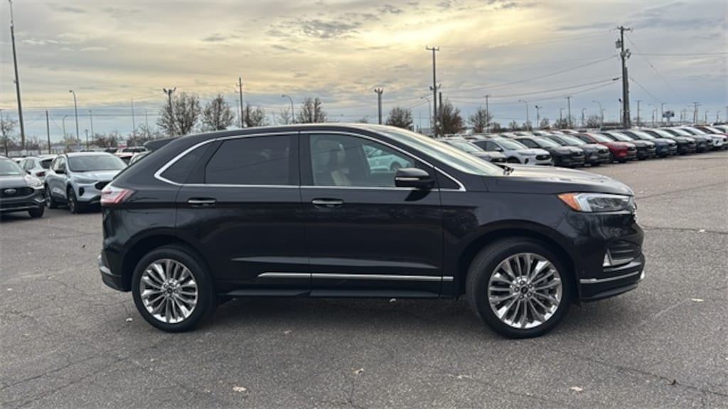 Certified 2024 Ford Edge Titanium SUV