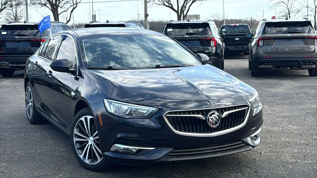 Certified 2018 Buick Regal Sportback Essence with VIN W04GP6SX4J1116394 for sale in Wayne, MI