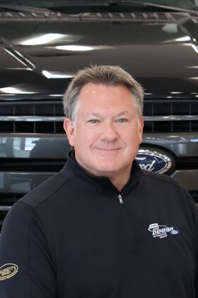 Staff member Bill Green from ID_fe0d42