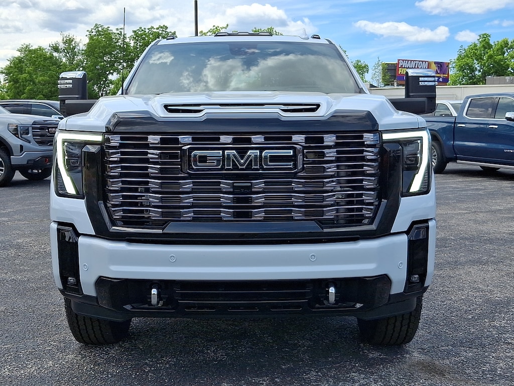 New 2026 GMC Sierra 2500 HD Crew Cab, Standard Bed, Denali Ultimate, 4WD Crew Cab