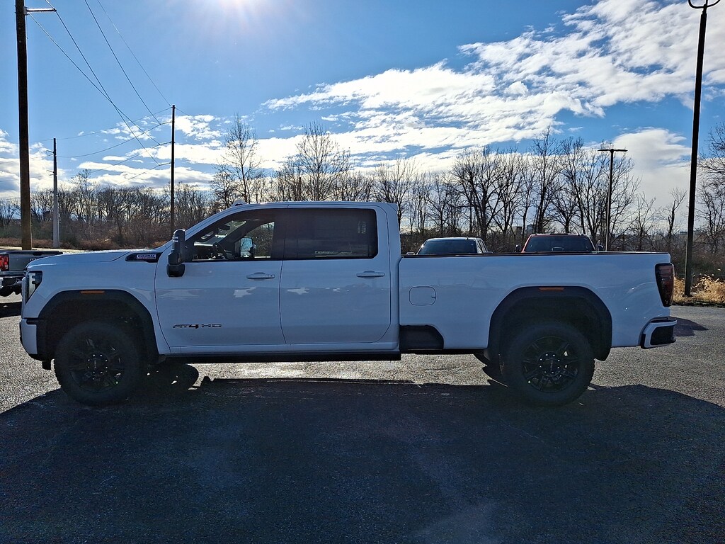 New 2026 GMC Sierra 2500HD Crew Cab, Standard Bed, AT4, 4WD Crew Cab