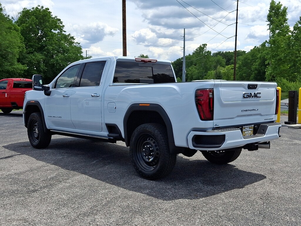 New 2026 GMC Sierra 2500 HD Crew Cab, Standard Bed, Denali Ultimate, 4WD Crew Cab