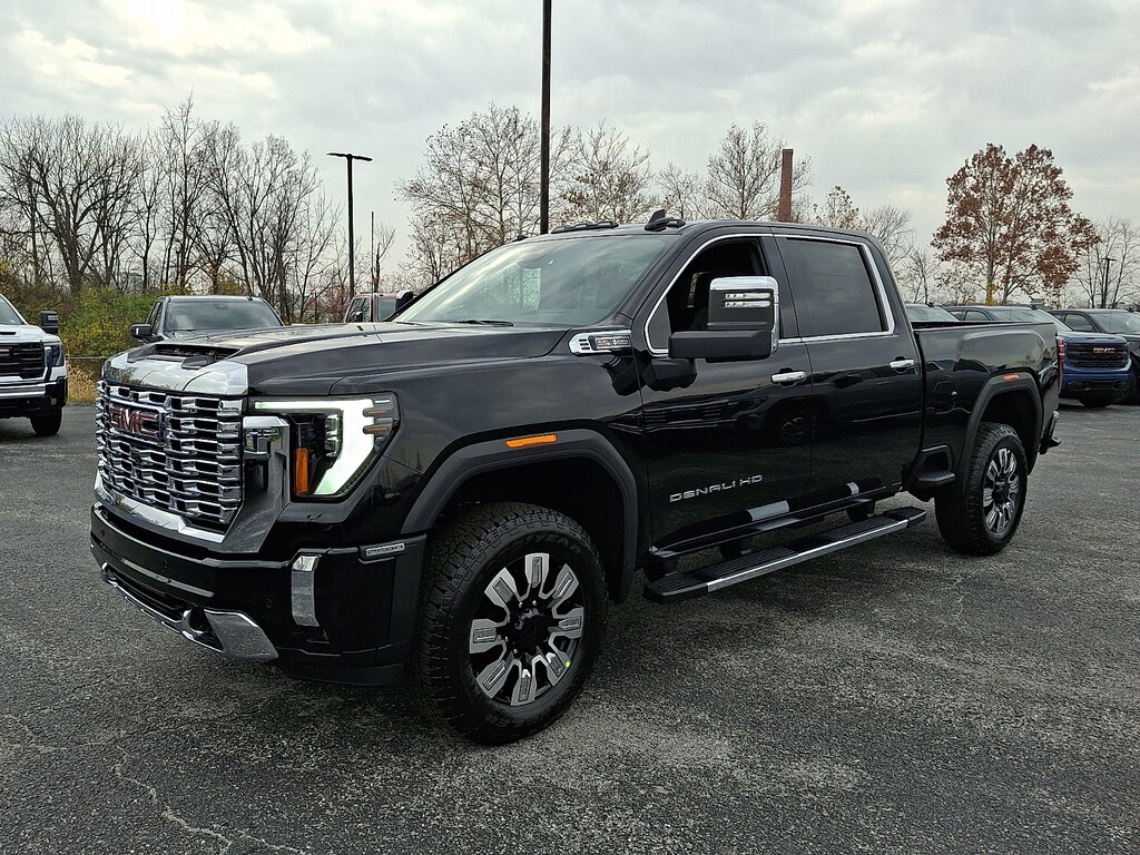 New 2026 GMC Sierra 2500HD Crew Cab, Standard Bed, Denali, 4WD Crew Cab