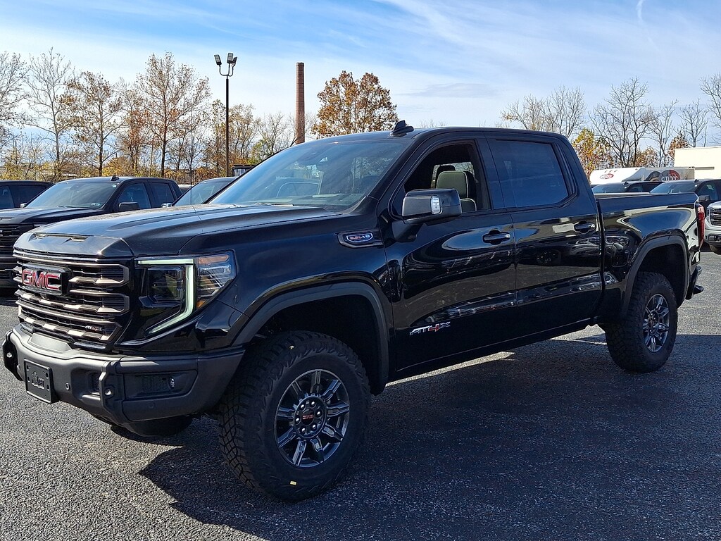 New 2026 GMC Sierra 1500 Crew Cab, Short Bed, AT4X, 4WD Crew Cab