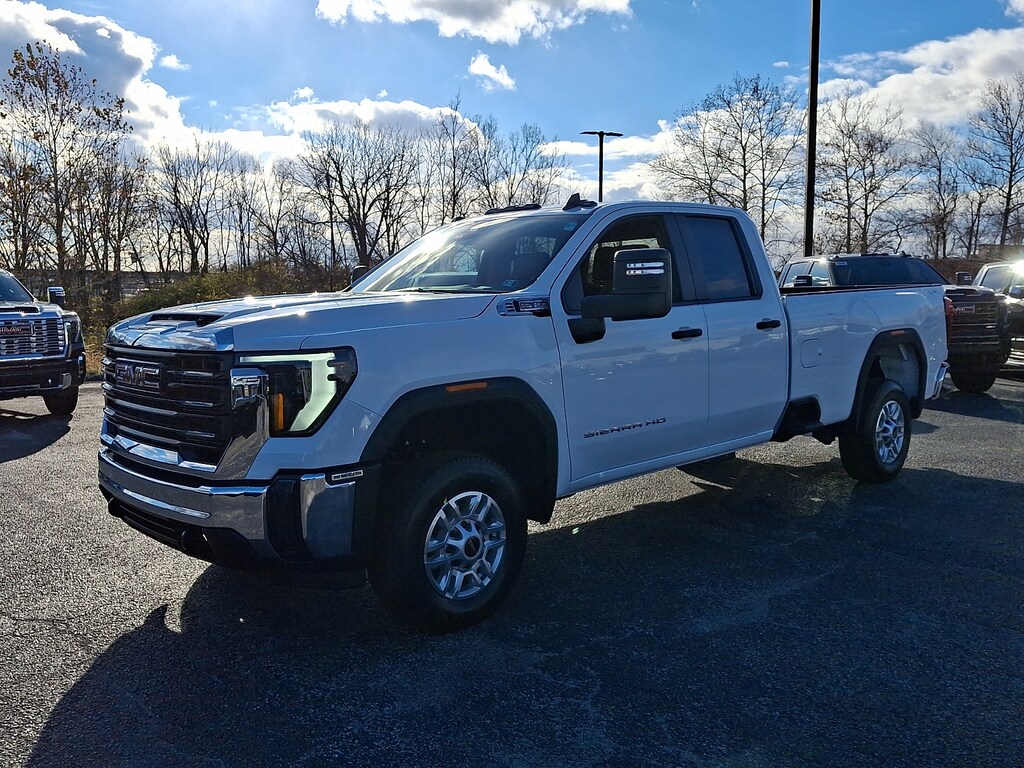 New 2026 GMC Sierra 2500HD Double Cab, Standard Bed, Pro, RWD Double Cab