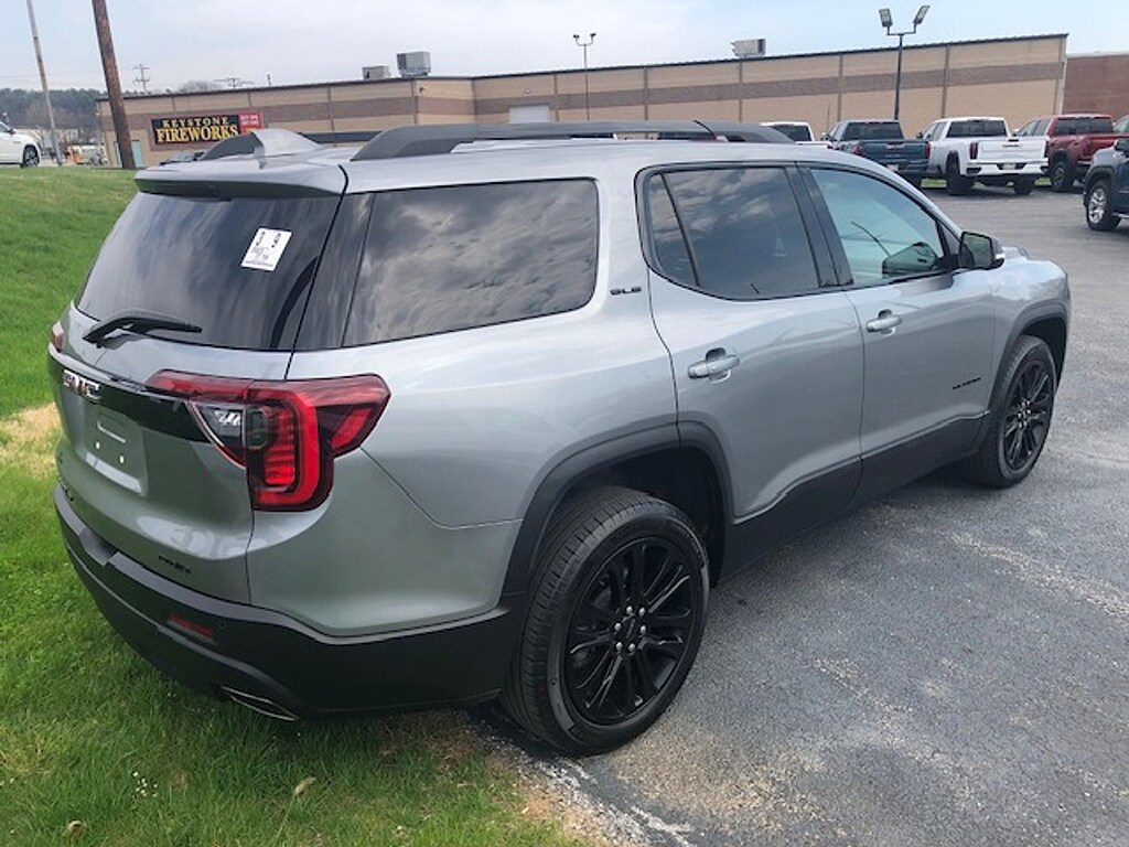 Used 2023 GMC Acadia SLE Sport Utility
