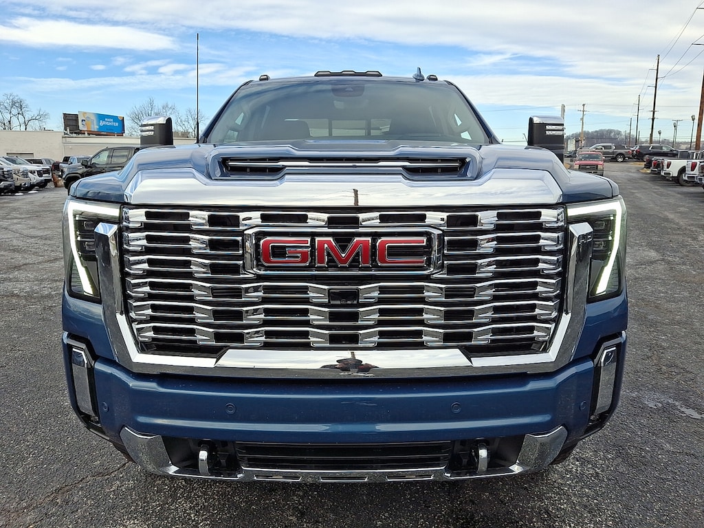 New 2026 GMC Sierra 2500HD Crew Cab, Standard Bed, Denali, 4WD Crew Cab