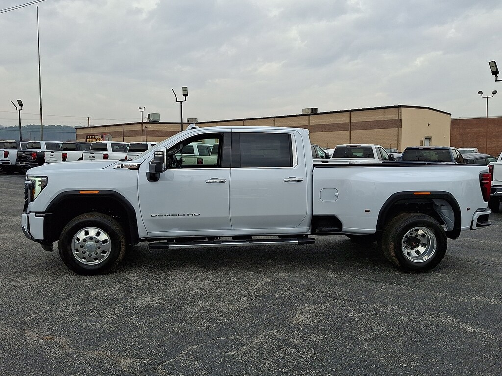 New 2026 GMC Sierra 3500HD Crew Cab, Long Bed, Denali, 4WD Crew Cab