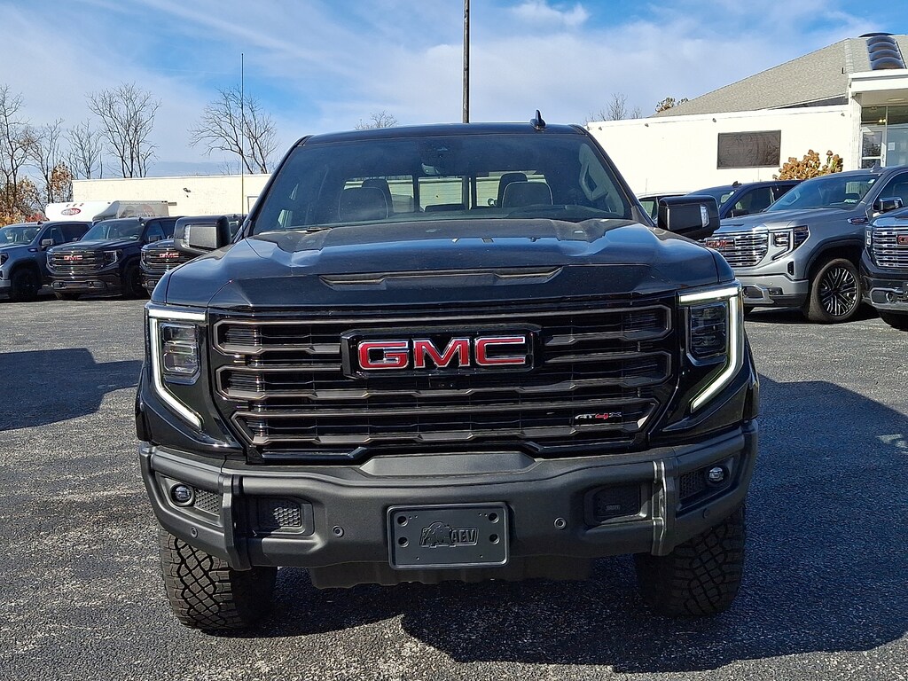 New 2026 GMC Sierra 1500 Crew Cab, Short Bed, AT4X, 4WD Crew Cab