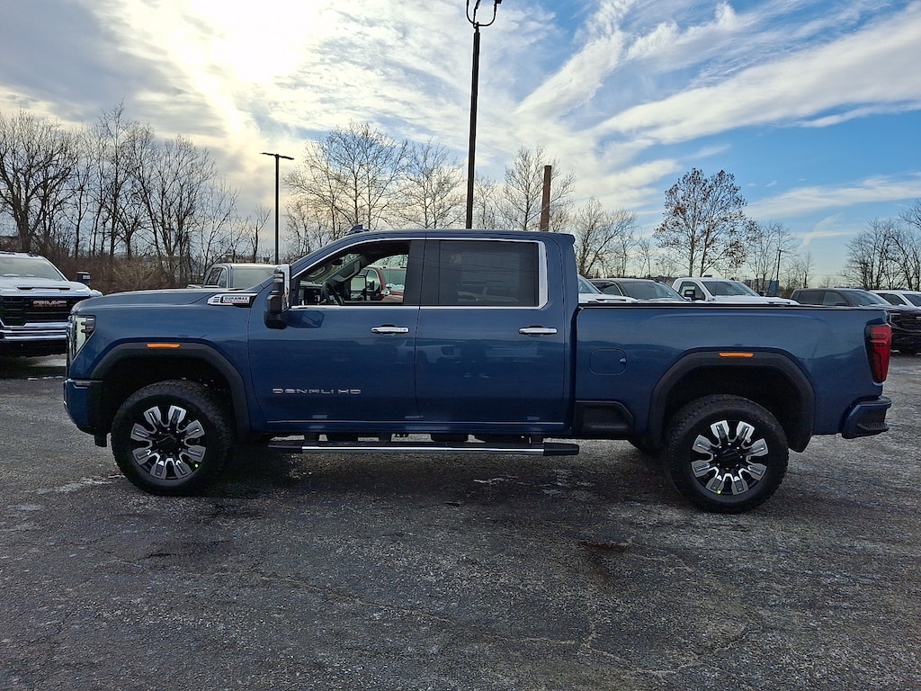 New 2026 GMC Sierra 2500HD Crew Cab, Standard Bed, Denali, 4WD Crew Cab