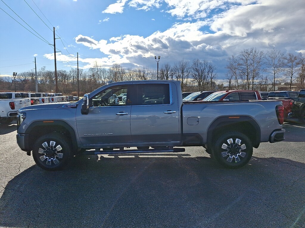 New 2026 GMC Sierra 2500HD Crew Cab, Standard Bed, Denali, 4WD Crew Cab