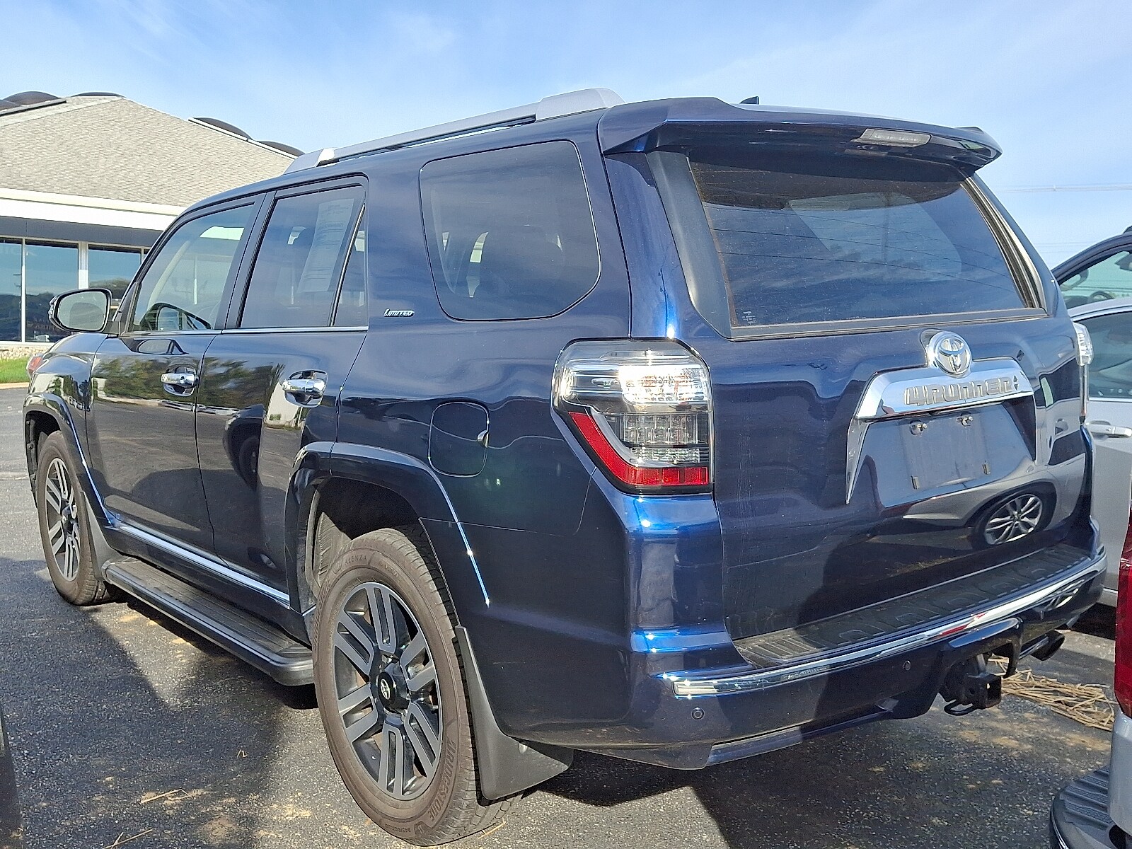 2023 Toyota 4Runner Limited photo 4