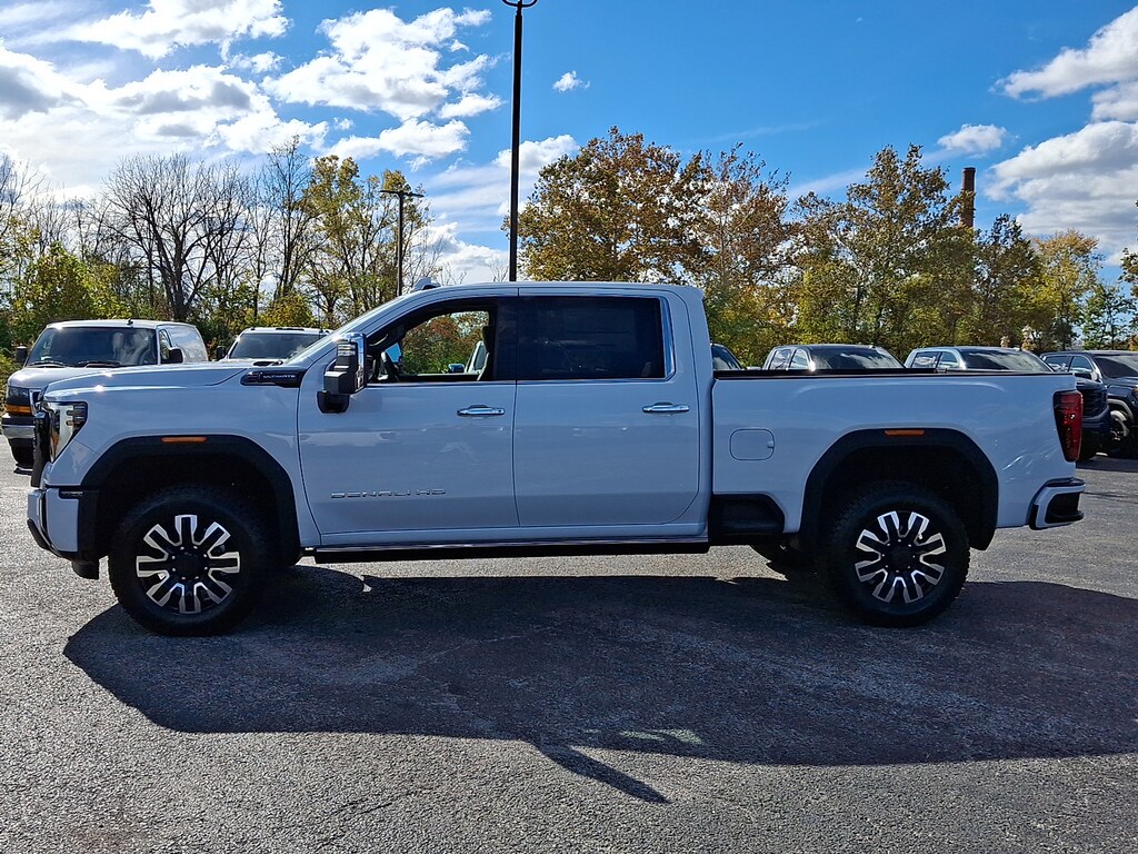 New 2026 GMC Sierra 3500HD Denali Ultimate Crew Cab