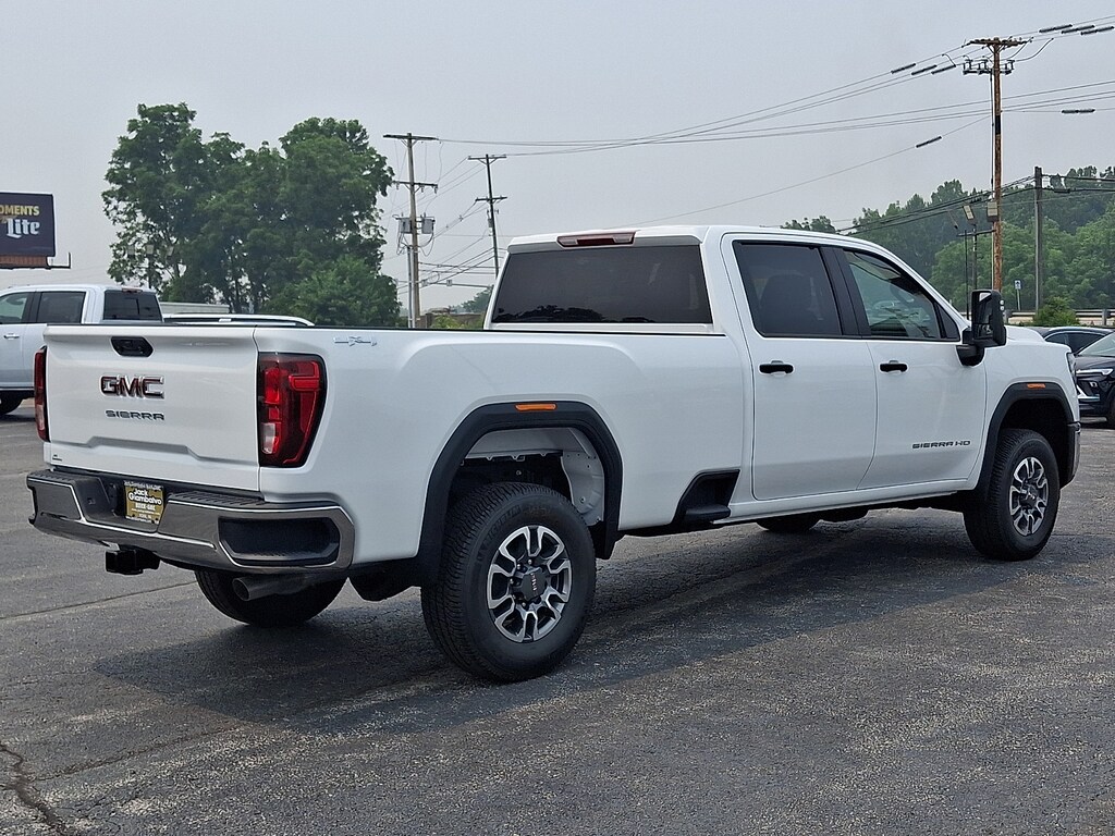 New 2026 GMC Sierra 3500 HD Crew Cab, Long Bed, Pro Dual Rear Wheel, 4WD Crew Cab