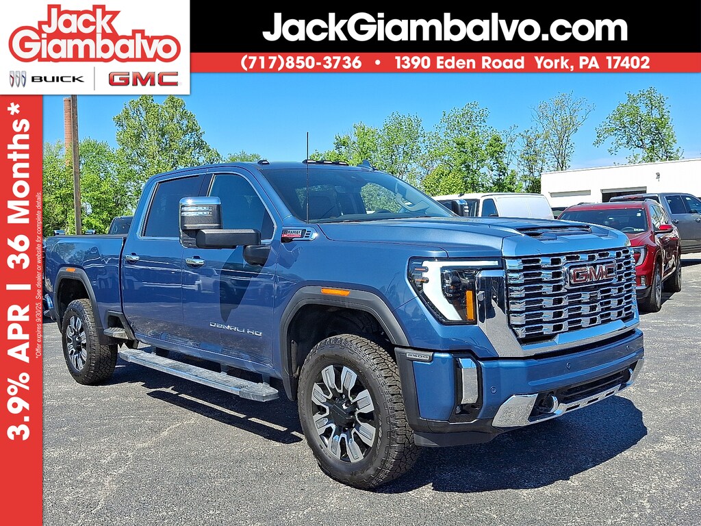 New 2025 GMC Sierra 2500HD 4WD Crew Cab Standard Bed Denali Crew Cab