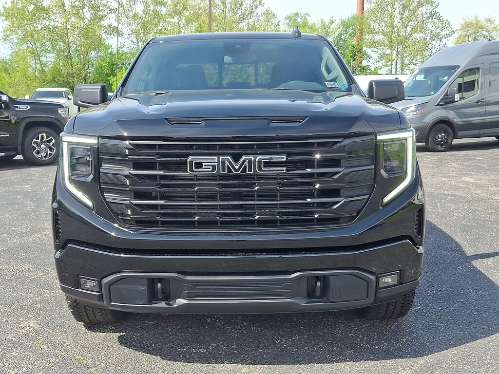 New 2026 GMC Sierra 1500 Crew Cab, Short Bed, Elevation, 4WD Crew Cab
