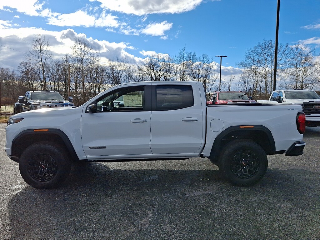 New 2026 GMC Canyon Elevation, 4WD Crew Cab