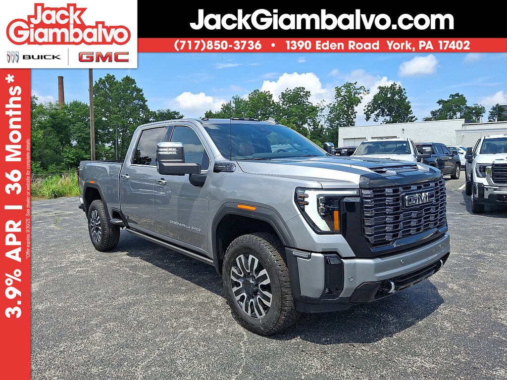 New 2025 GMC Sierra 2500HD 4WD Crew Cab Standard Bed Denali Ultimate Crew Cab