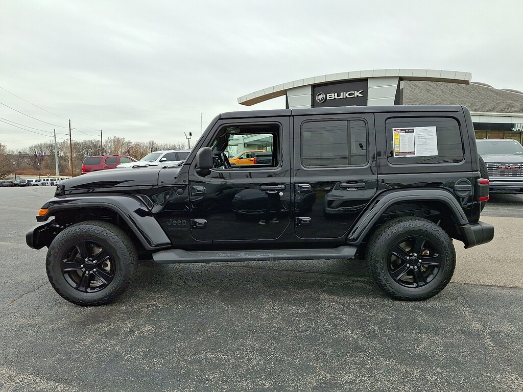 Used 2021 Jeep Wrangler Unlimited Sahara Altitude 4x4 Sport Utility