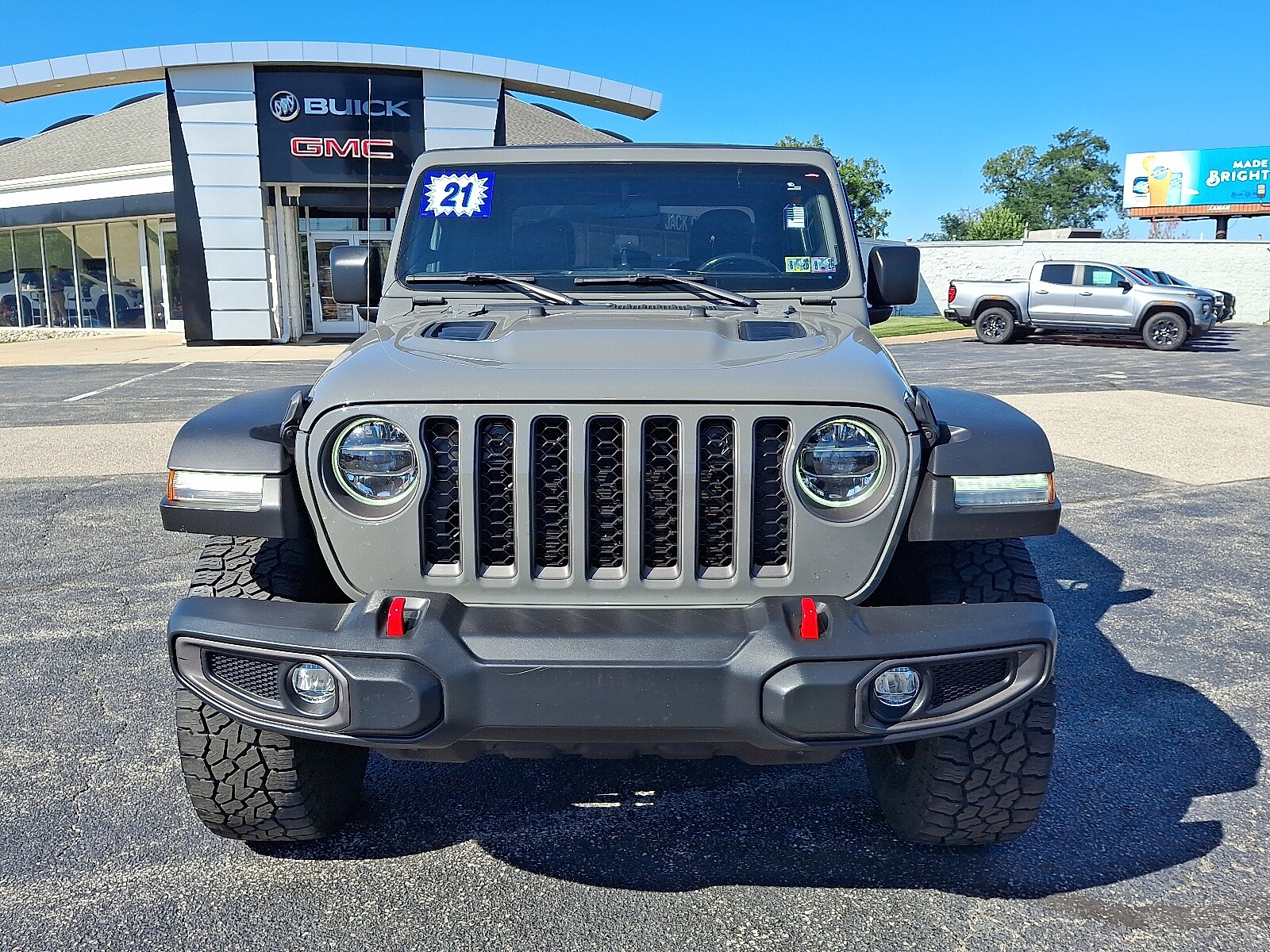 2021 Jeep Gladiator Rubicon photo 2