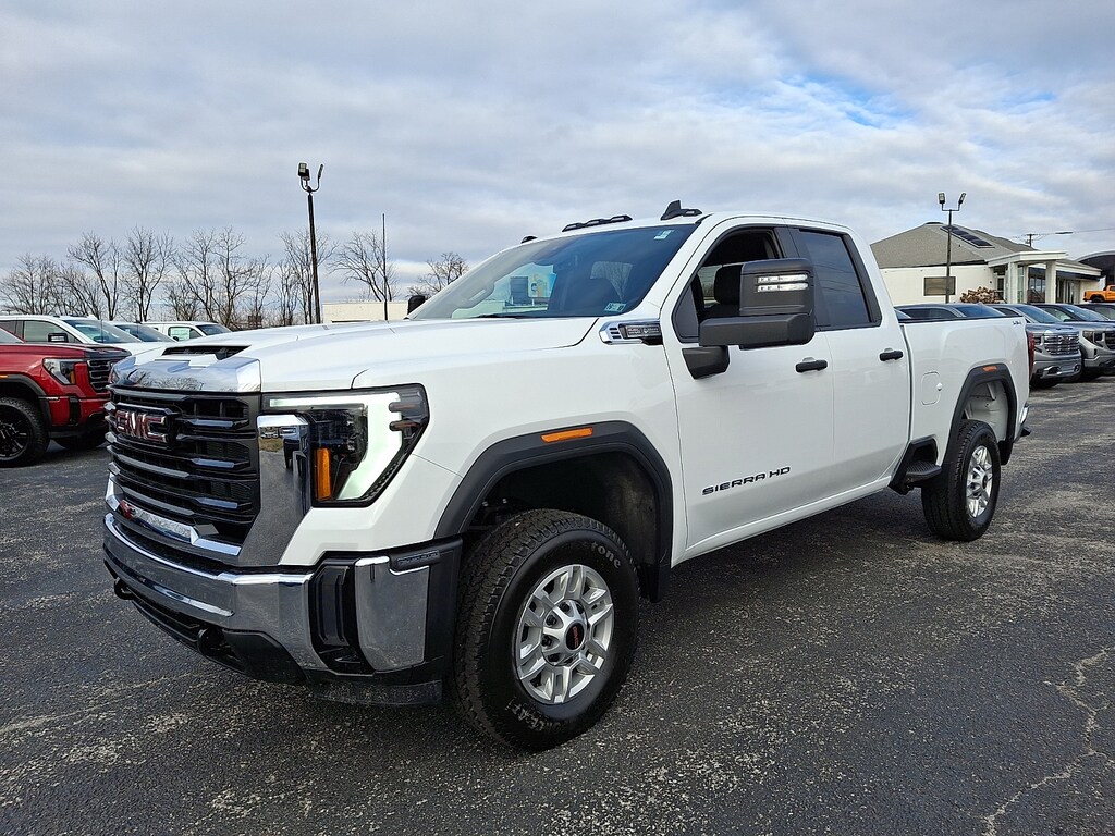 New 2026 GMC Sierra 2500HD Double Cab, Standard Bed, Pro, RWD Double Cab