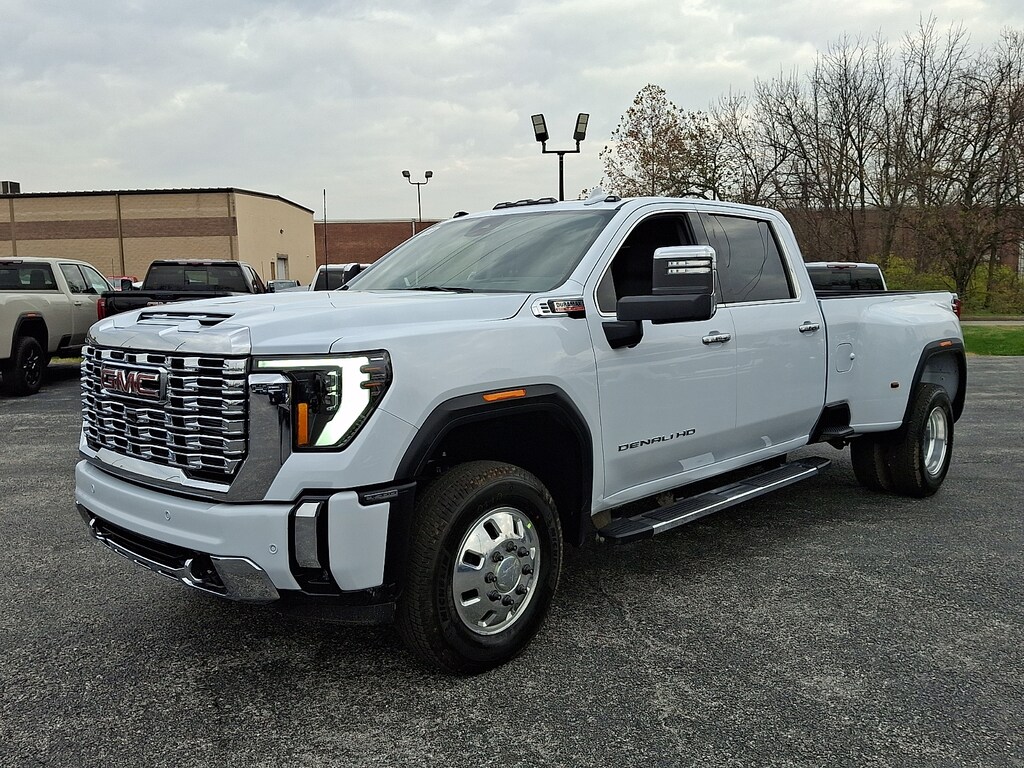 New 2026 GMC Sierra 3500HD Crew Cab, Long Bed, Denali, 4WD Crew Cab
