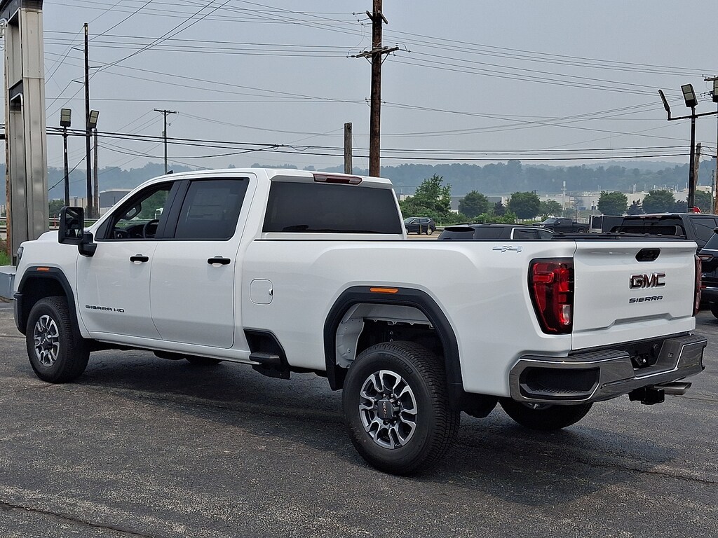 New 2026 GMC Sierra 3500 HD Crew Cab, Long Bed, Pro Dual Rear Wheel, 4WD Crew Cab