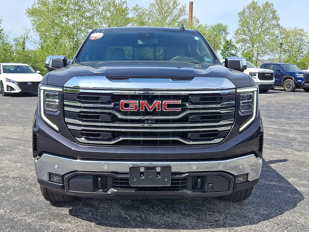 Used 2024 GMC Sierra 1500 4WD Crew Cab Standard Box SLT Crew Cab
