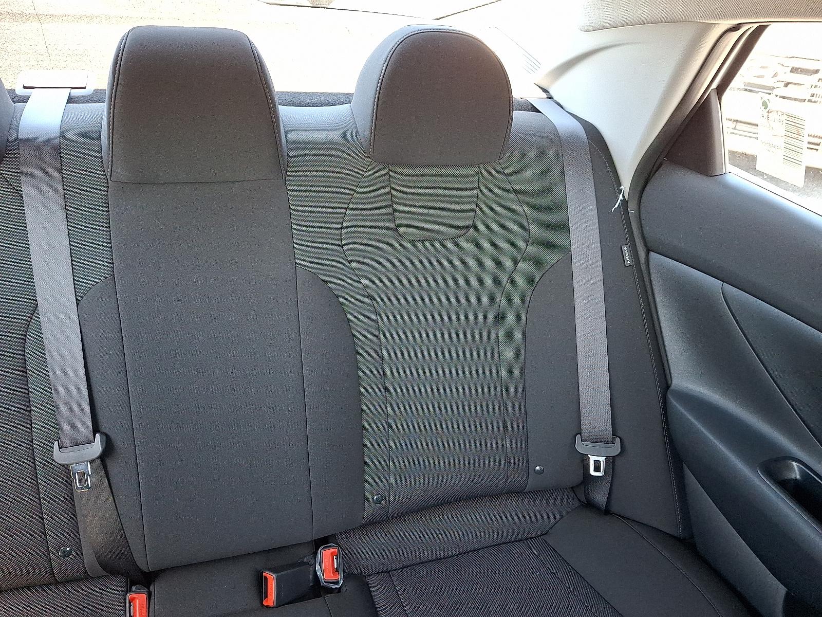 2025 Hyundai Elantra SE - Photo 15