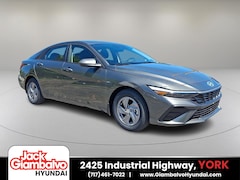 2025 Hyundai Elantra SE Sedan