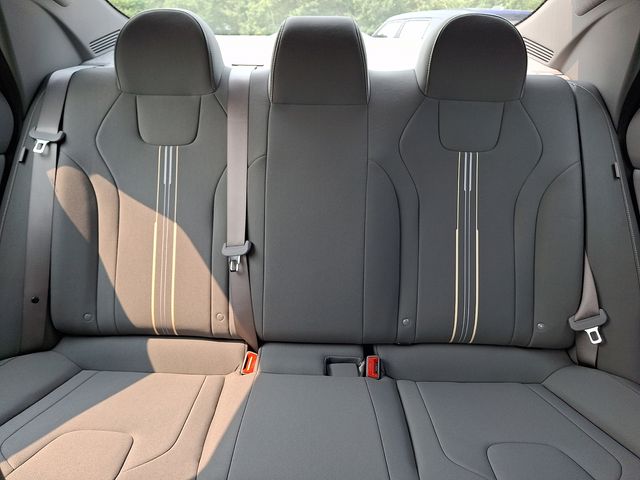 2025 Hyundai Elantra SEL - Photo 19