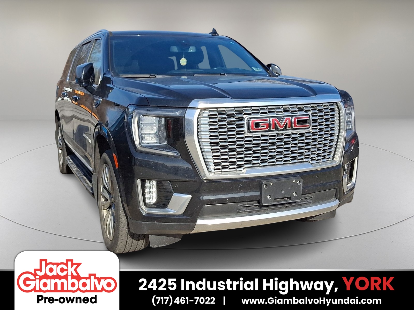 2022 GMC Yukon XL Denali's photo
