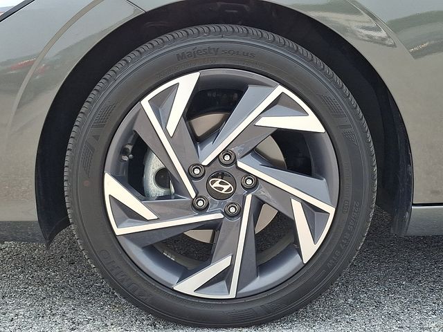2025 Hyundai Elantra SEL - Photo 27