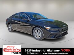 2025 Hyundai Elantra SE Sedan