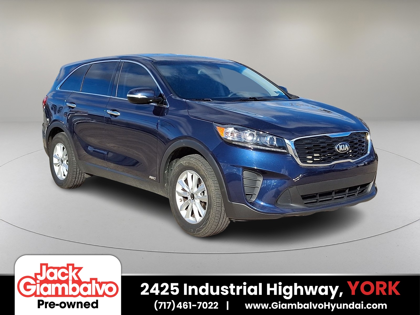 2019 Kia Sorento LX's photo