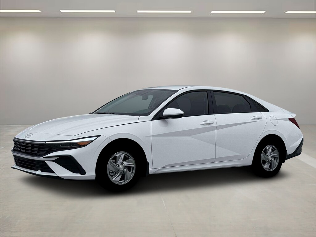 New 2026 Hyundai Elantra SE Sedan