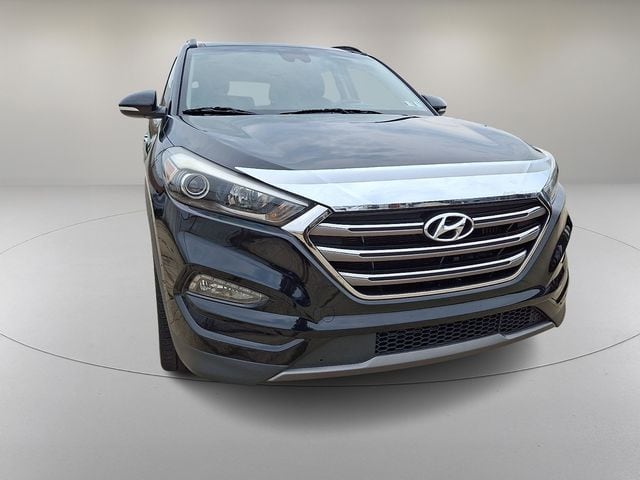 Used 2016 Hyundai Tucson Limited with VIN KM8J3CA29GU127504 for sale in East York, PA