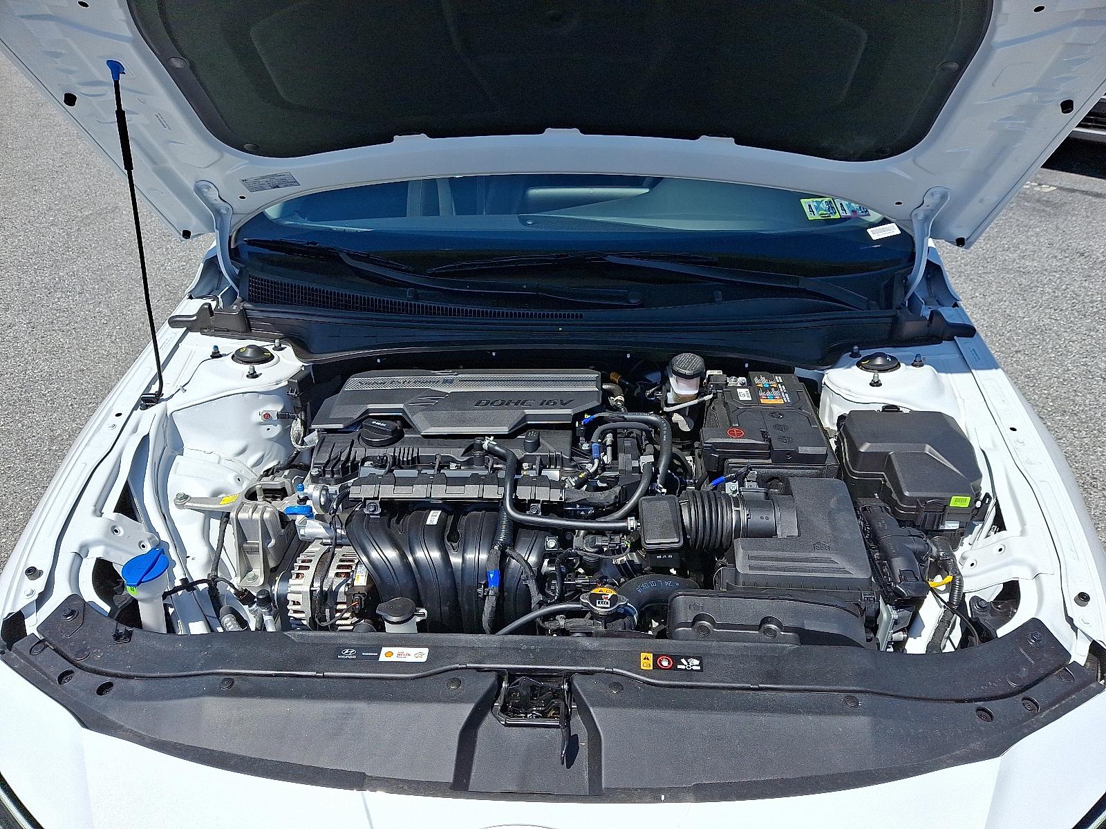 2025 Hyundai Elantra SE - Photo 21