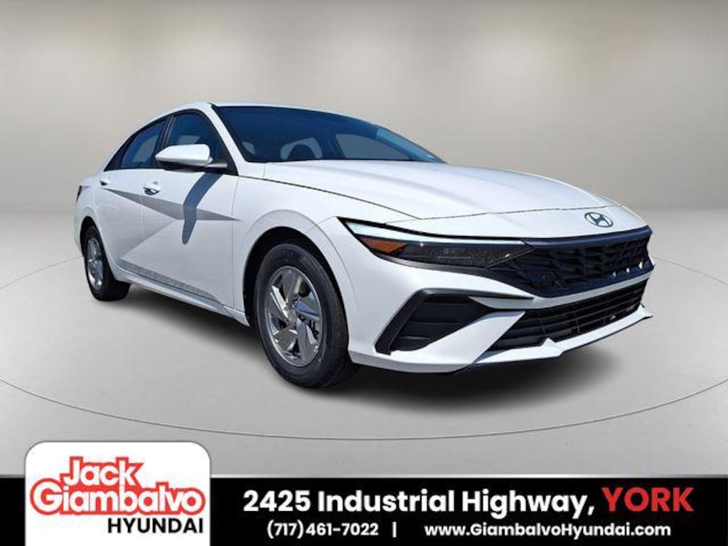 New 2026 Hyundai Elantra SE Sedan