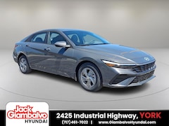 2025 Hyundai Elantra SE Sedan