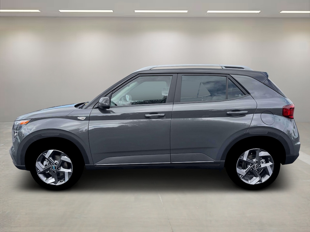 New 2026 Hyundai Venue SEL w/Two-Tone Roof SUV