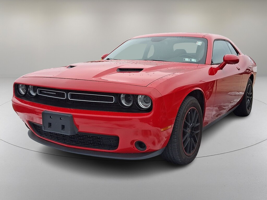 Used 2016 Dodge Challenger SXT Coupe