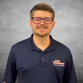 Staff member Tyler Adams from ID_84413b20533a