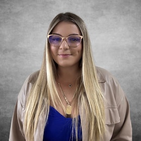 Staff member Valery Quesada from ID_84413b20533a